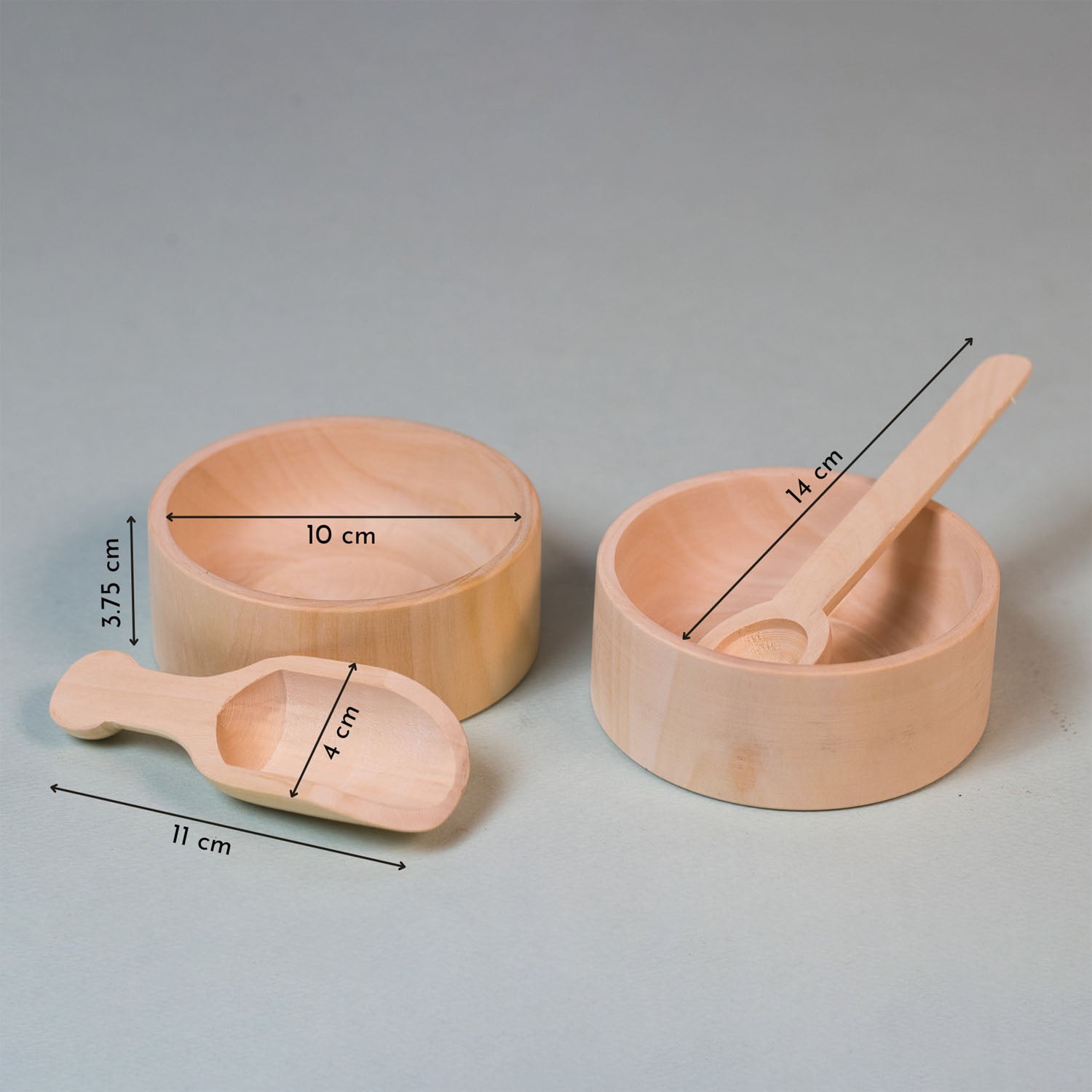 Montessori Wooden Scooping Bowls measurement details for toddlers 1–3 years.